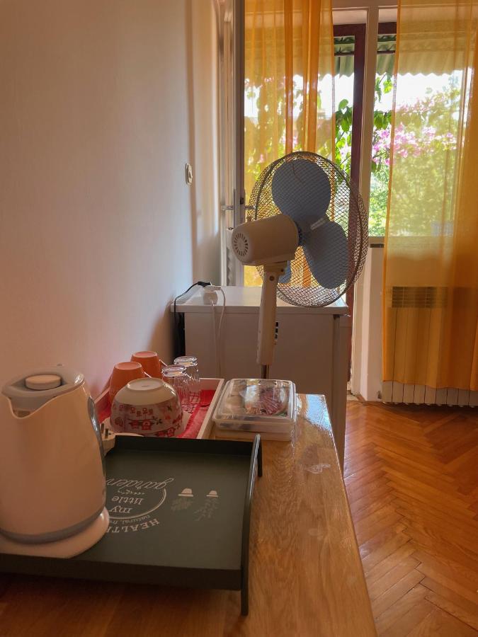 Hvar Guesthouse - Double Bedroom With Private Bathroom Jelsa  Eksteriør bilde