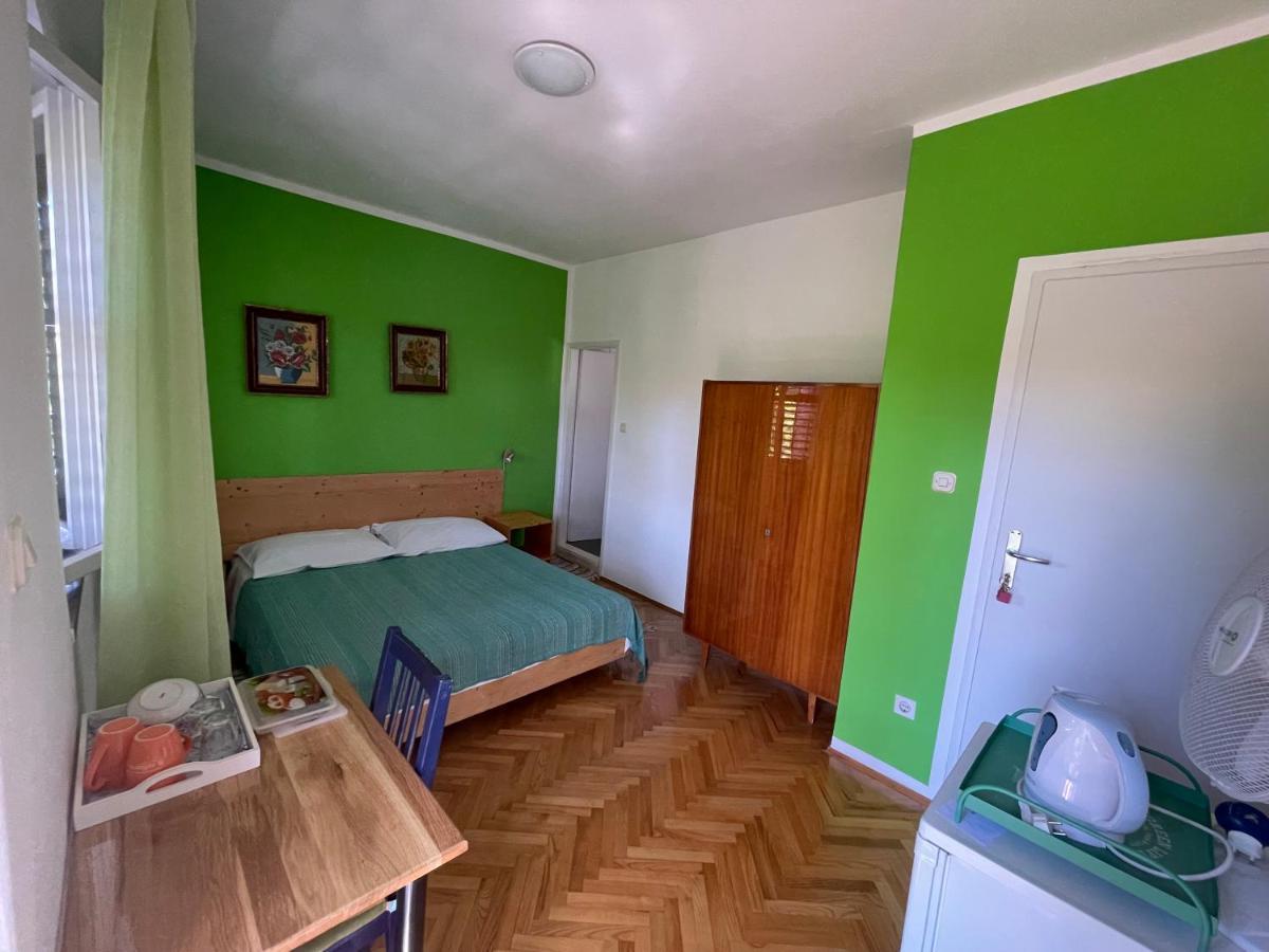 Hvar Guesthouse - Double Bedroom With Private Bathroom Jelsa  Eksteriør bilde